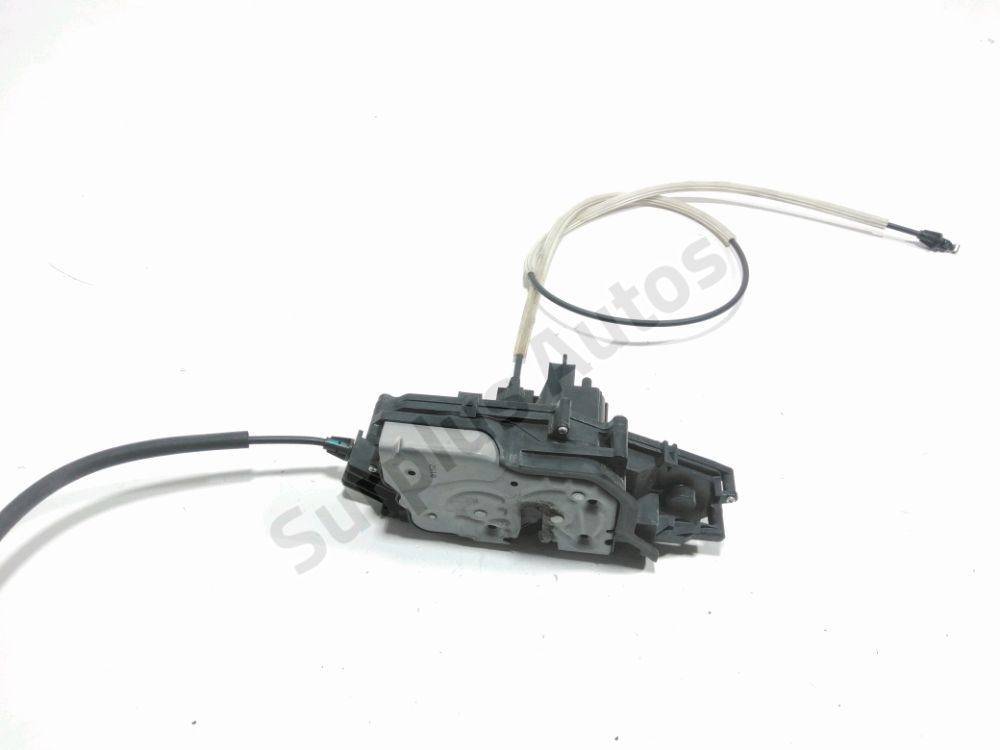 Serrure de porte avant gauche