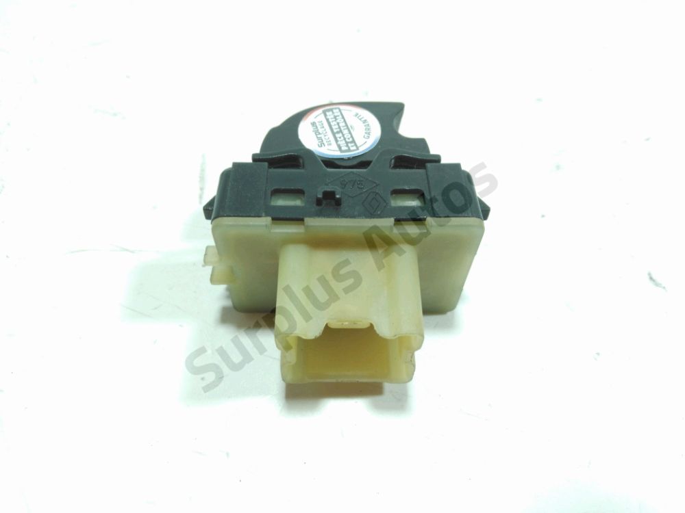 Commande lève-vitre avant droit