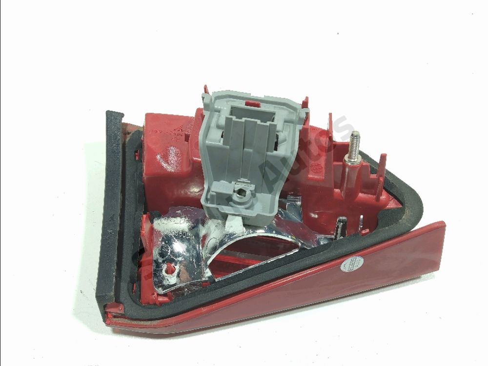 Feu arrière intérieur droit