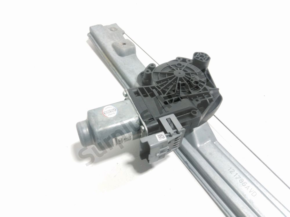 Lève-vitre électrique avant droit