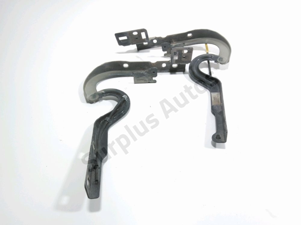 Jeu de charnières de capot