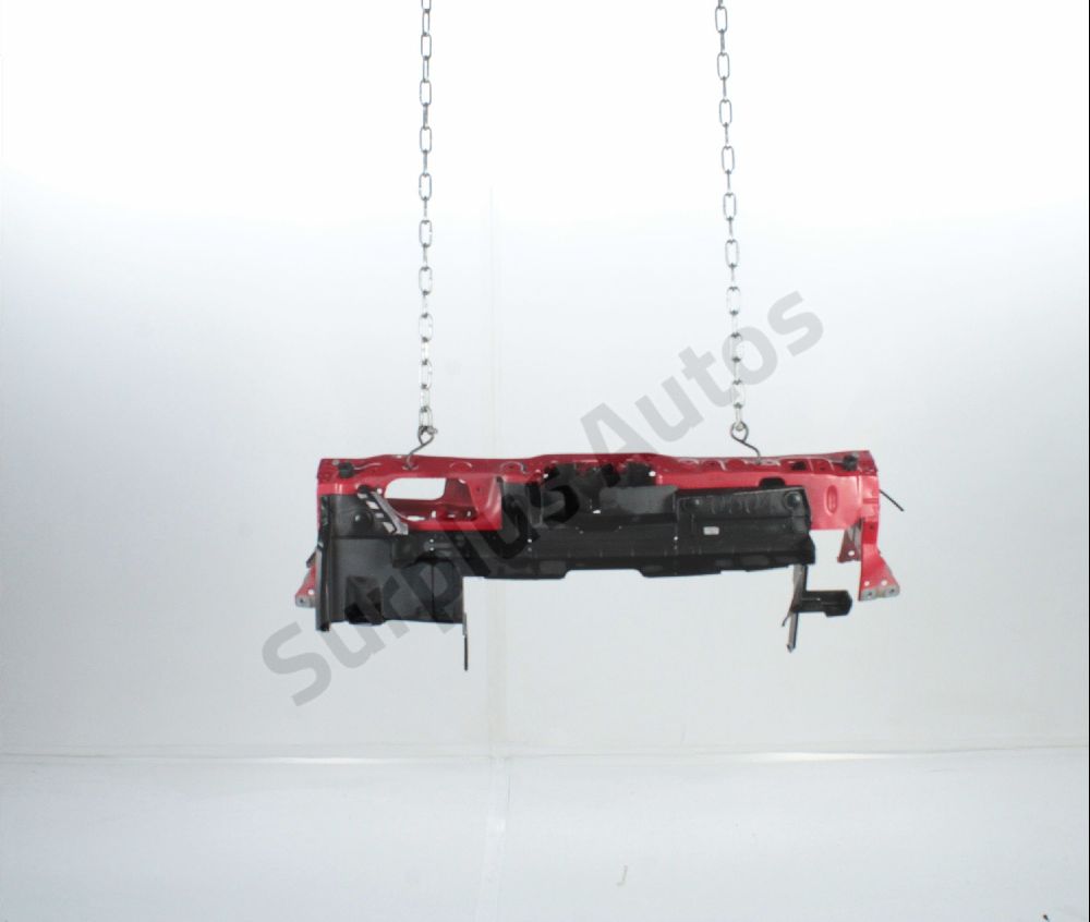 Traverse supérieure armature avant