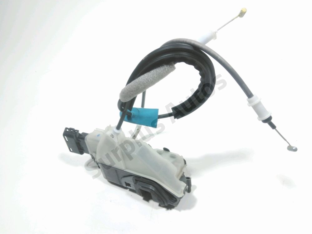 Serrure de porte avant droite