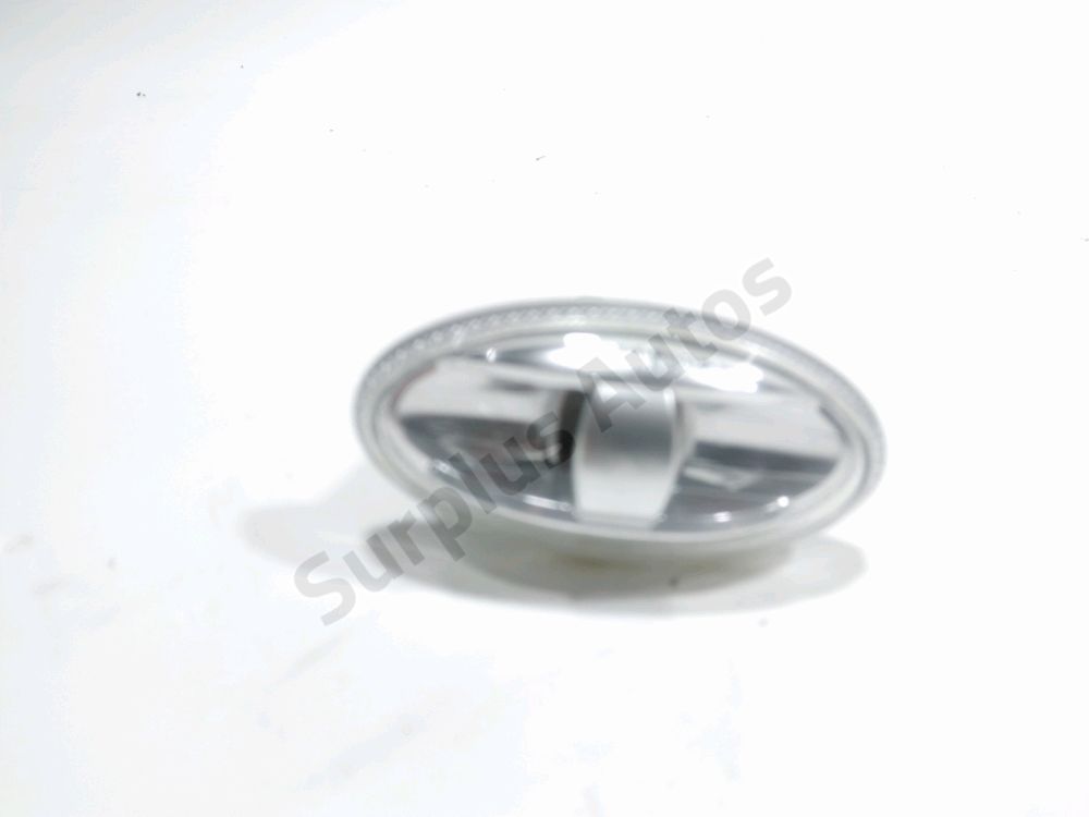 Repetiteur d'aile gauche