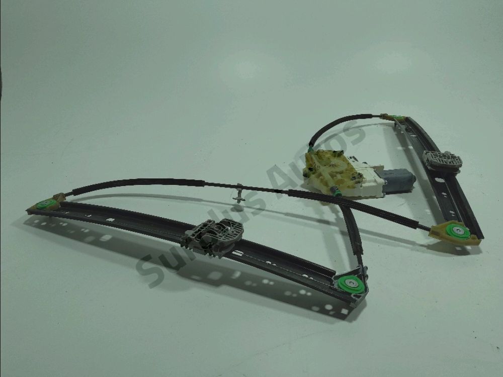 Lève-vitre électrique arrière droit