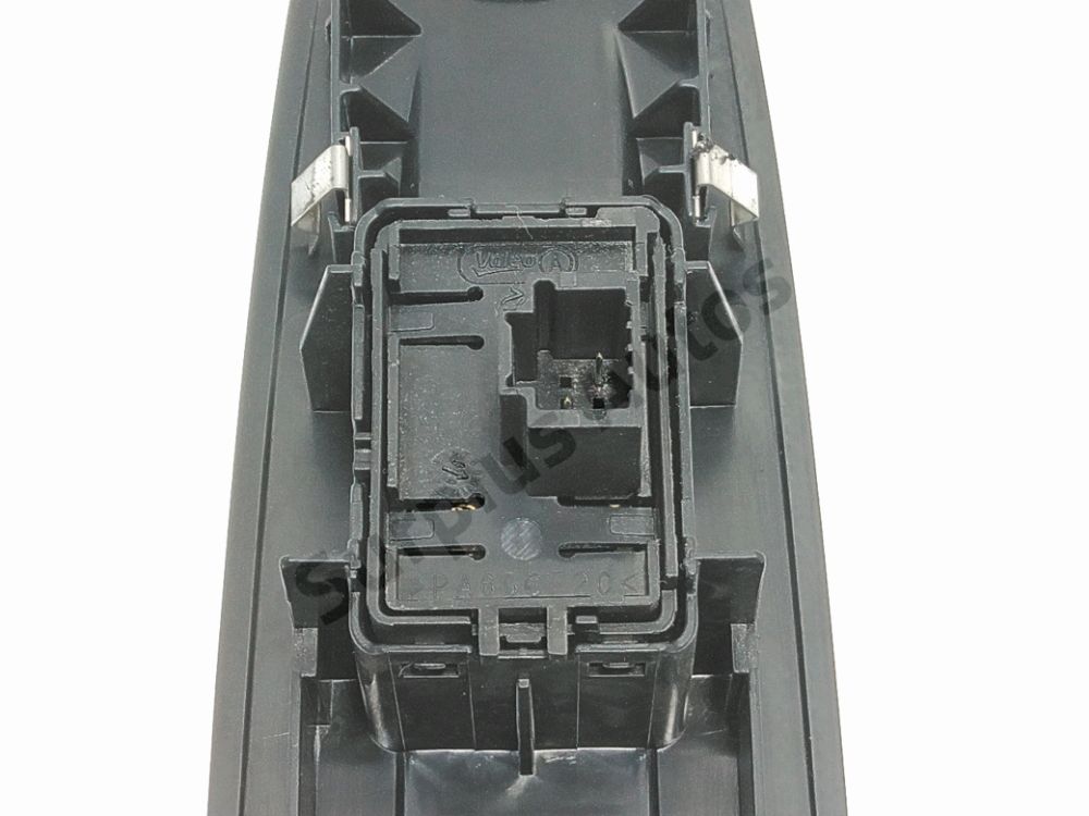 Commande lève-vitre avant droit