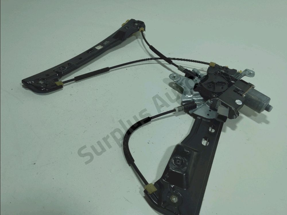 Lève-vitre électrique avant gauche