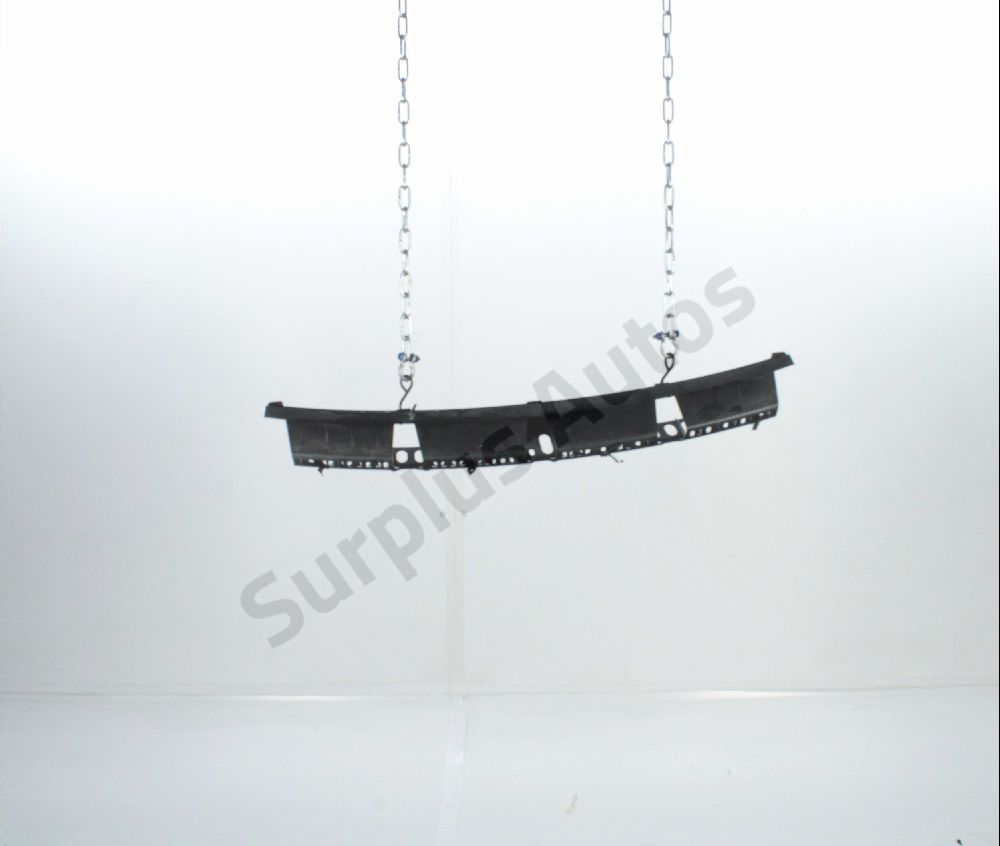 Support central de pare-choc arrière