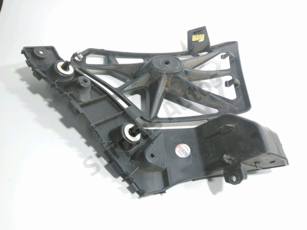 Support gauche de pare-choc arrière