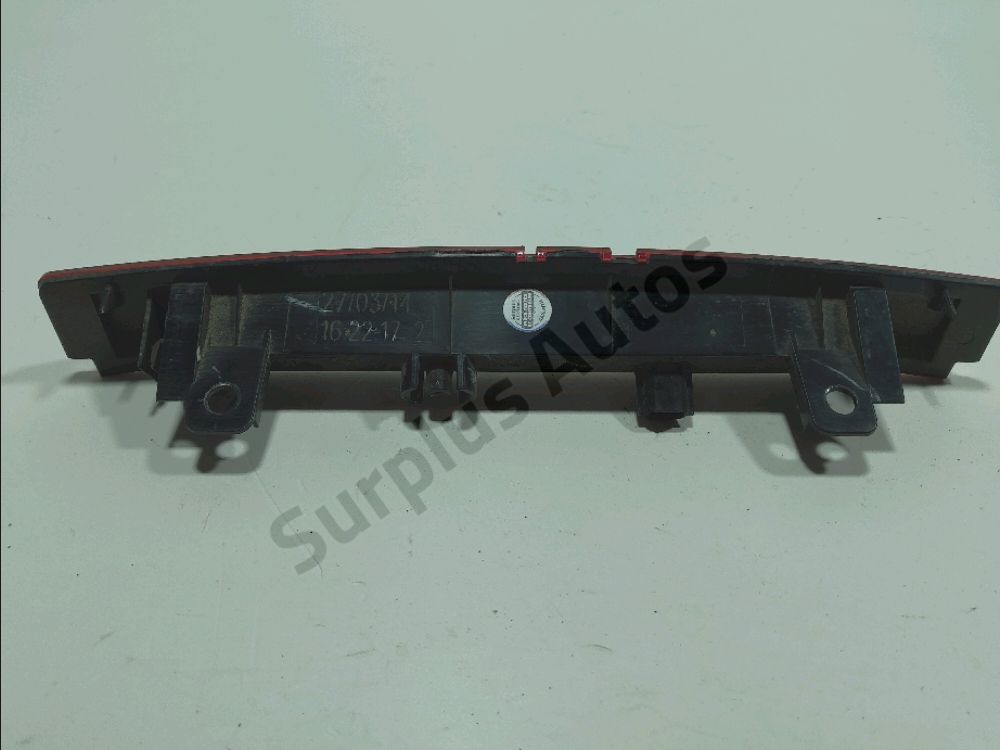 Feu stop supplémentaire