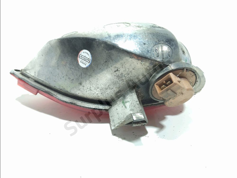 Feu de brouillard arrière gauche