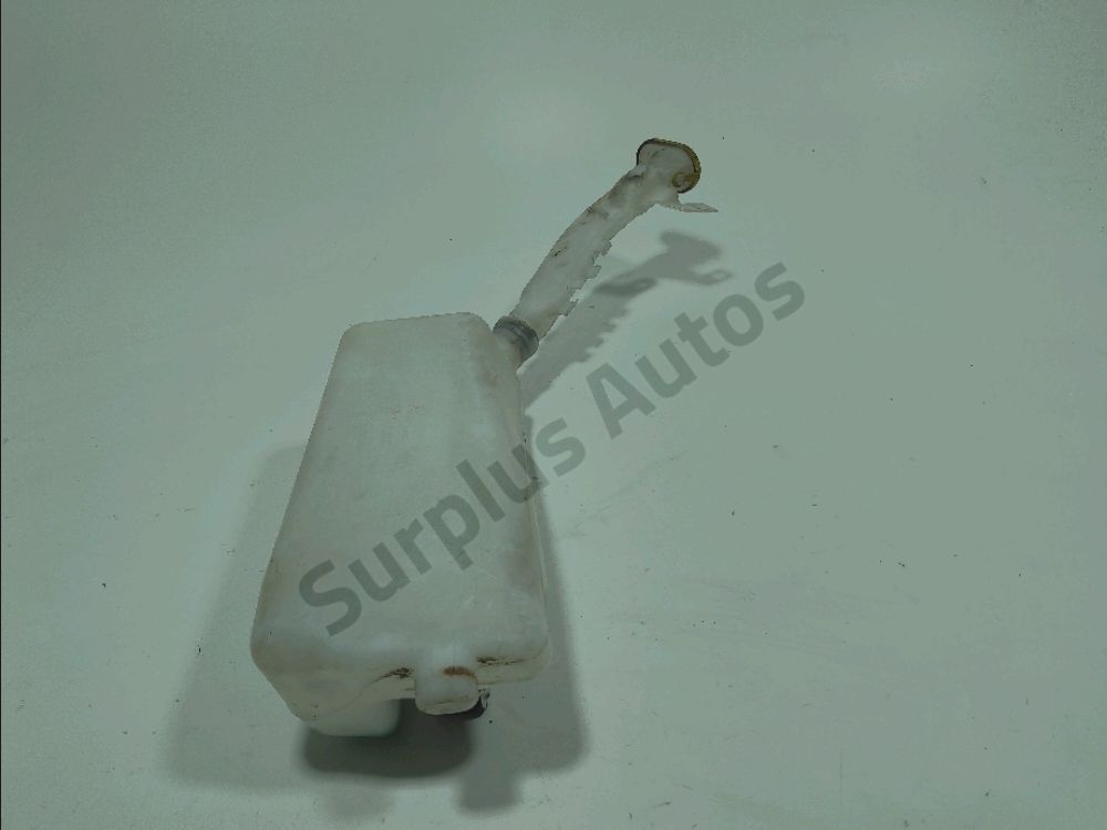 Réservoir de lave glace avant