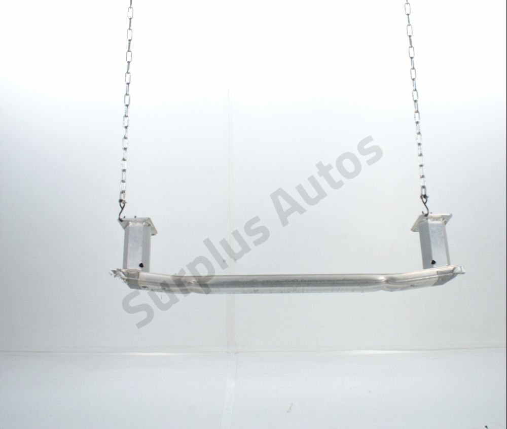 Renfort pare-choc avant