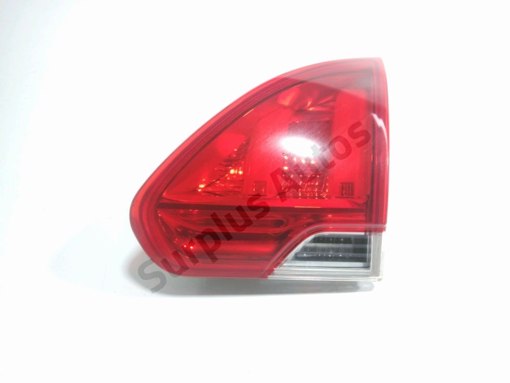 Feu arrière intérieur droit