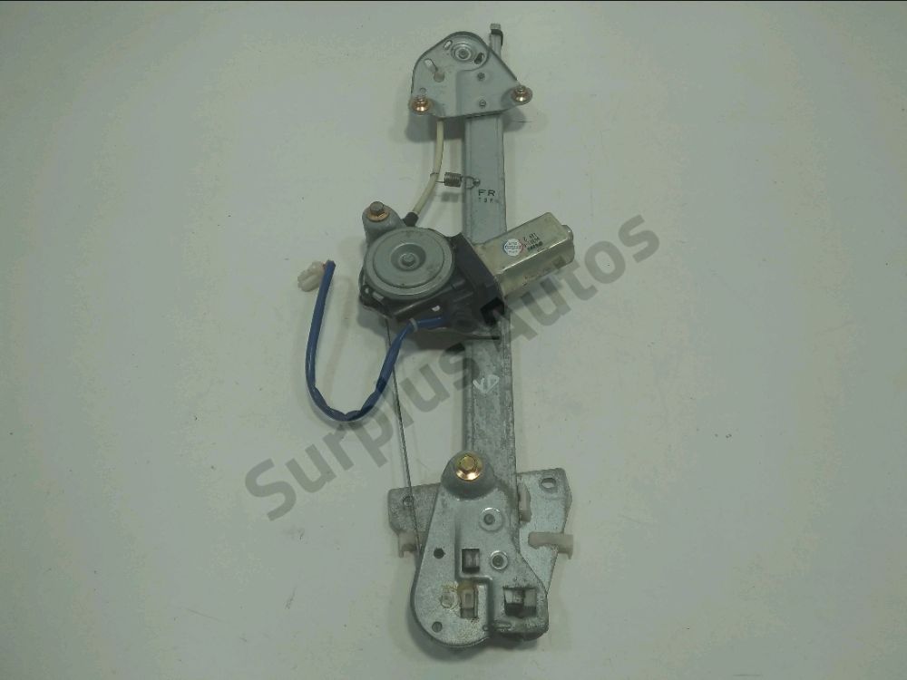 Lève-vitre électrique avant droit