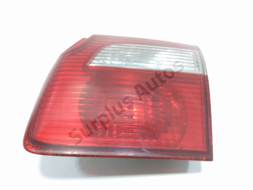 Feu arrière intérieur droit