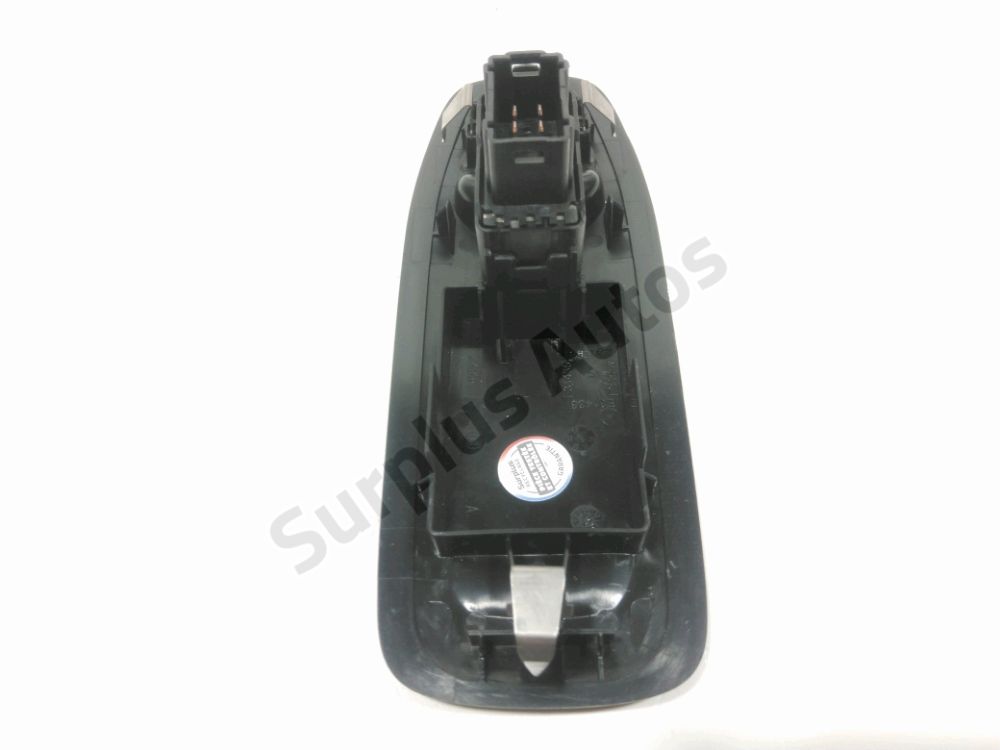 Commande lève-vitre avant droit