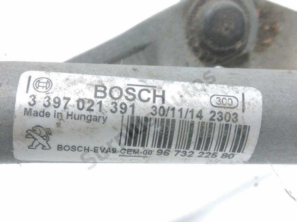 Mécanisme + moteur d'essuie glace avant