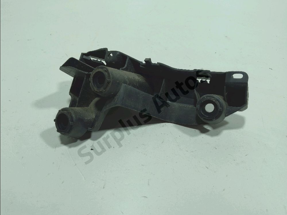 Support gauche de pare-choc arrière