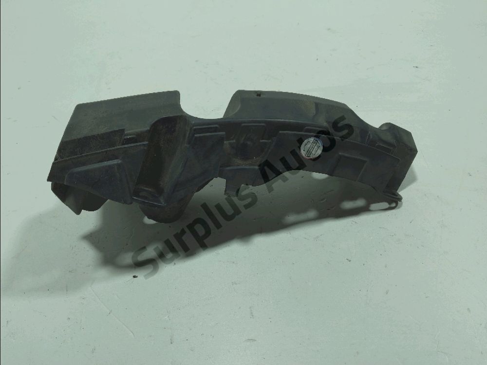 Support gauche de pare-choc arrière