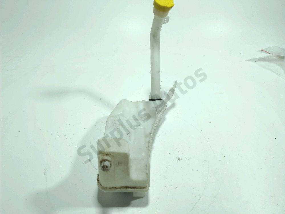 Réservoir de lave glace avant