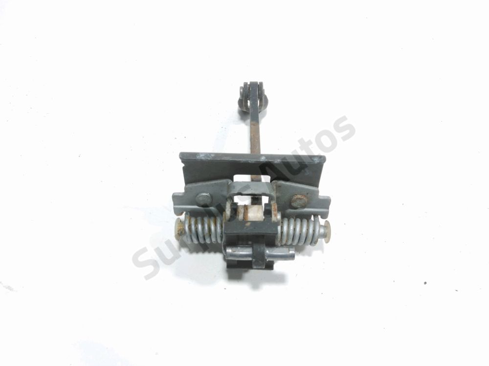 Tirant de porte avant droit