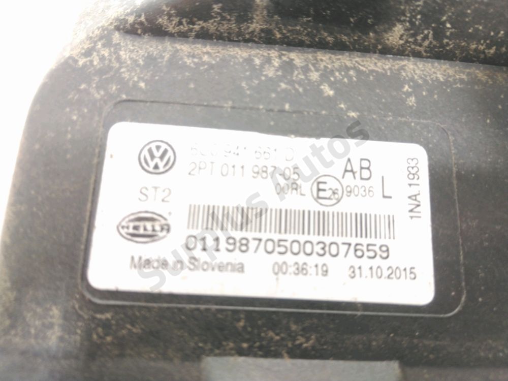 Feu diurne avant gauche