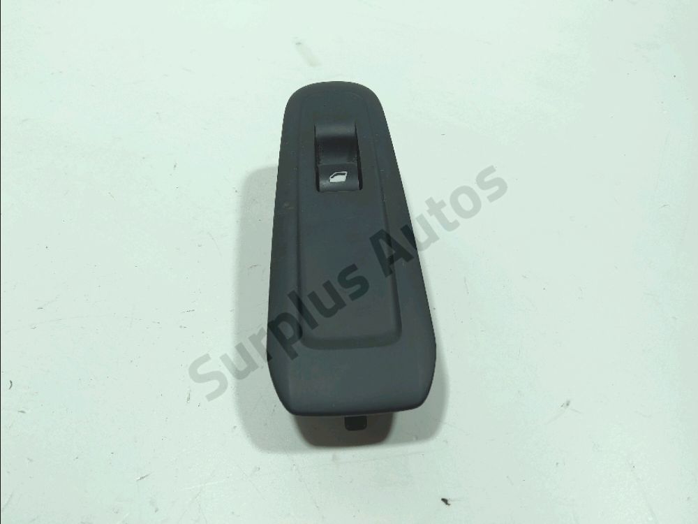 Commande lève-vitre avant droit