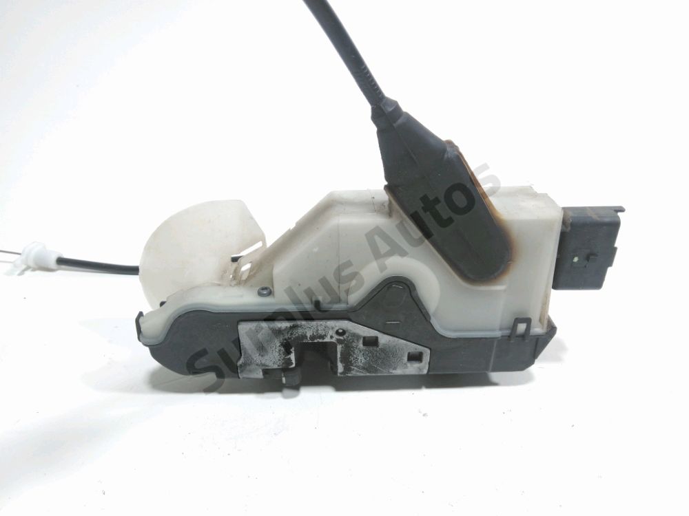 Serrure de porte avant gauche