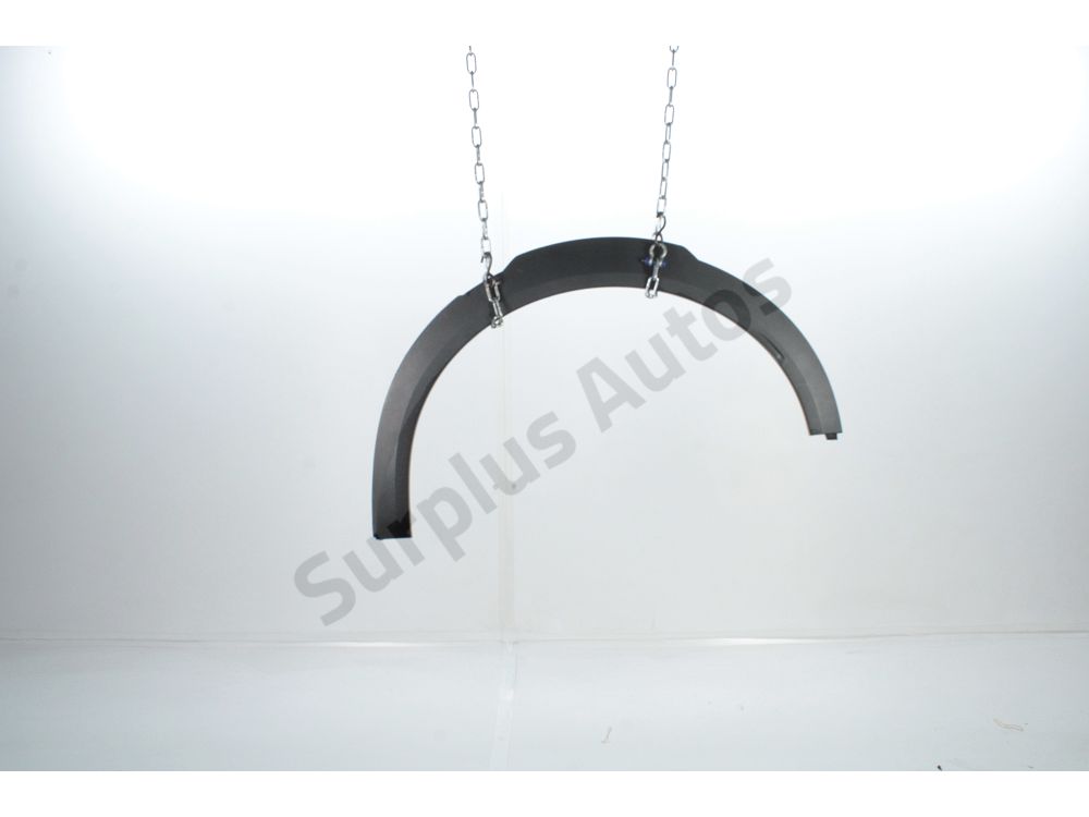 Elargisseur d'aile arrière gauche