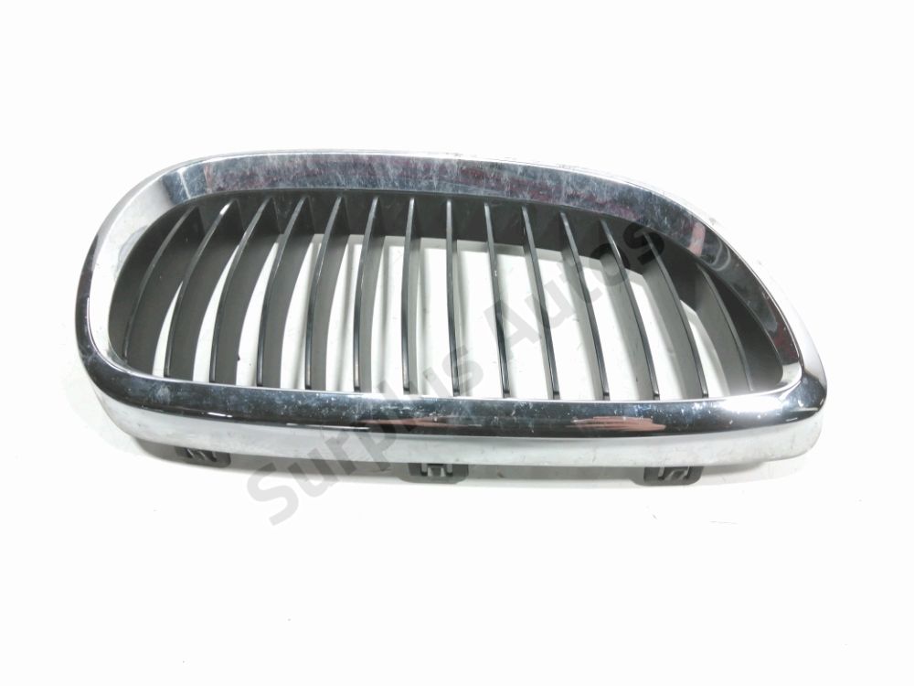 Grille de calandre droite