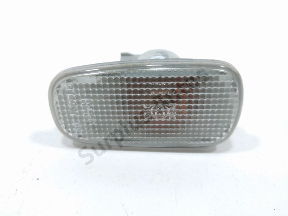 Répétiteur d'aile gauche