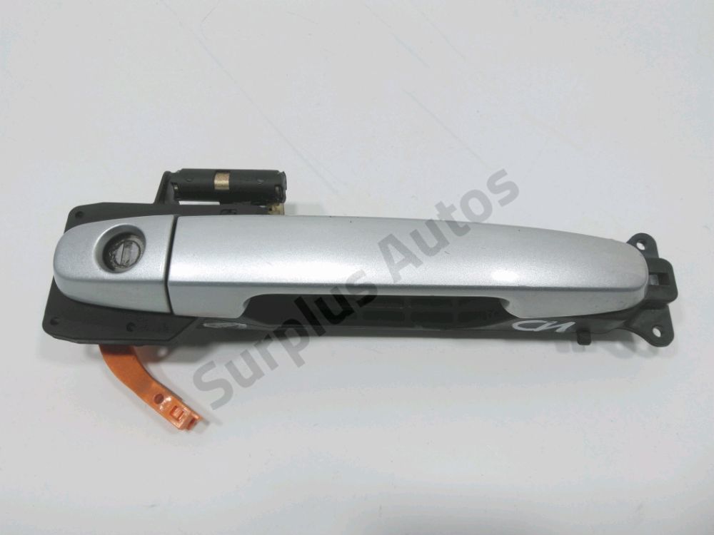 Poignée extérieure avant droite