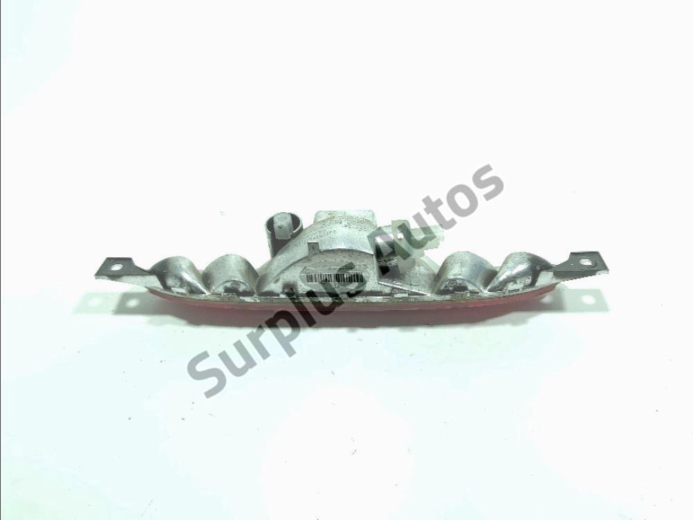 Feu de brouillard arrière central