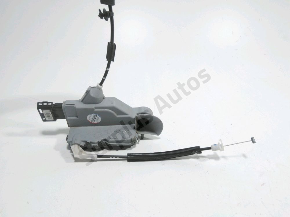 Serrure de porte avant gauche