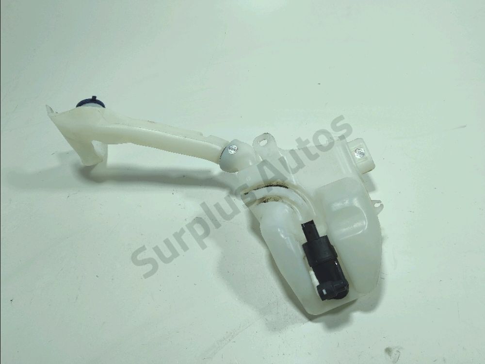 Réservoir de lave glace avant