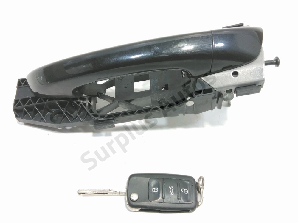 Poignee exterieure avant gauche