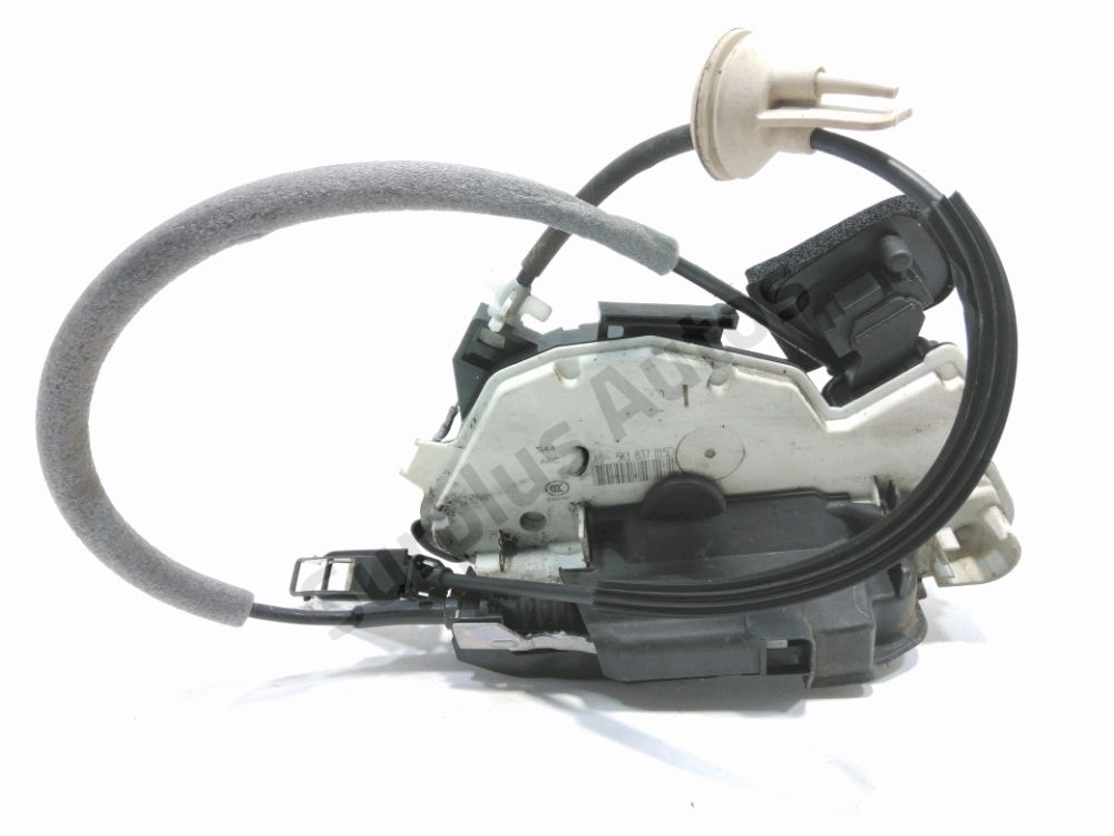 Serrure de porte avant gauche