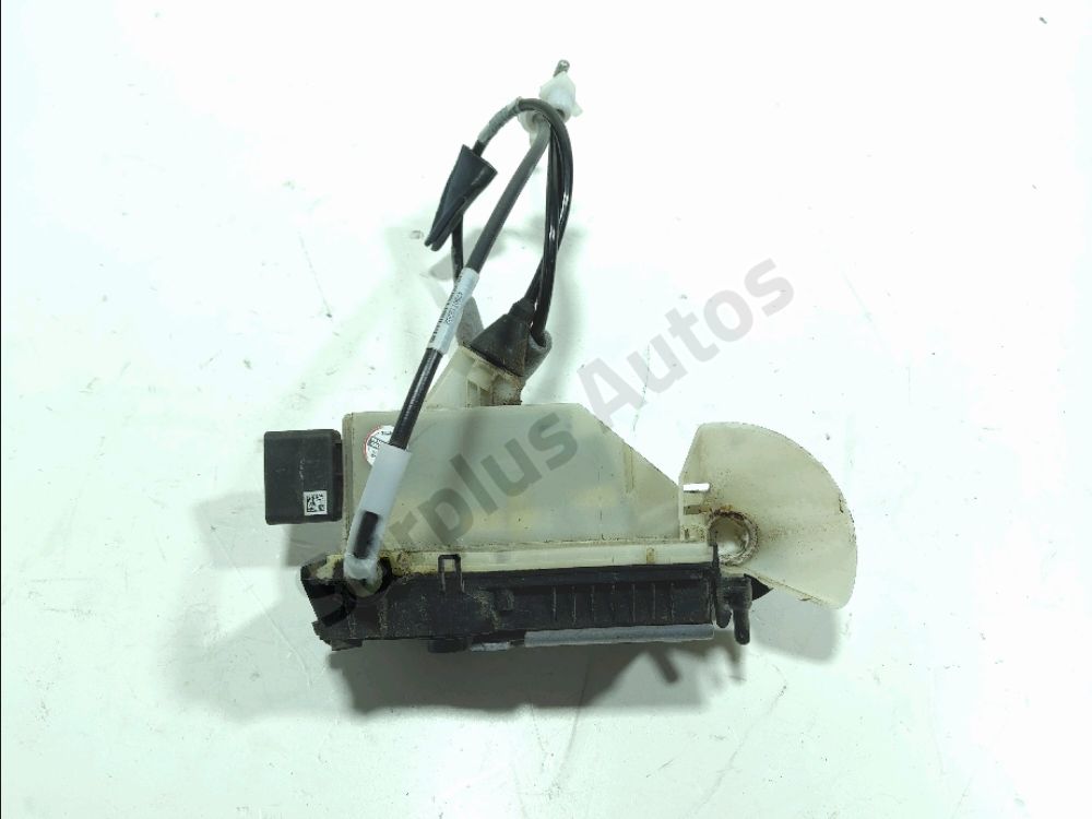 Serrure de porte avant gauche