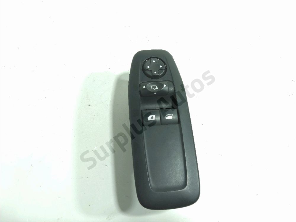 Commande lève-vitre avant gauche