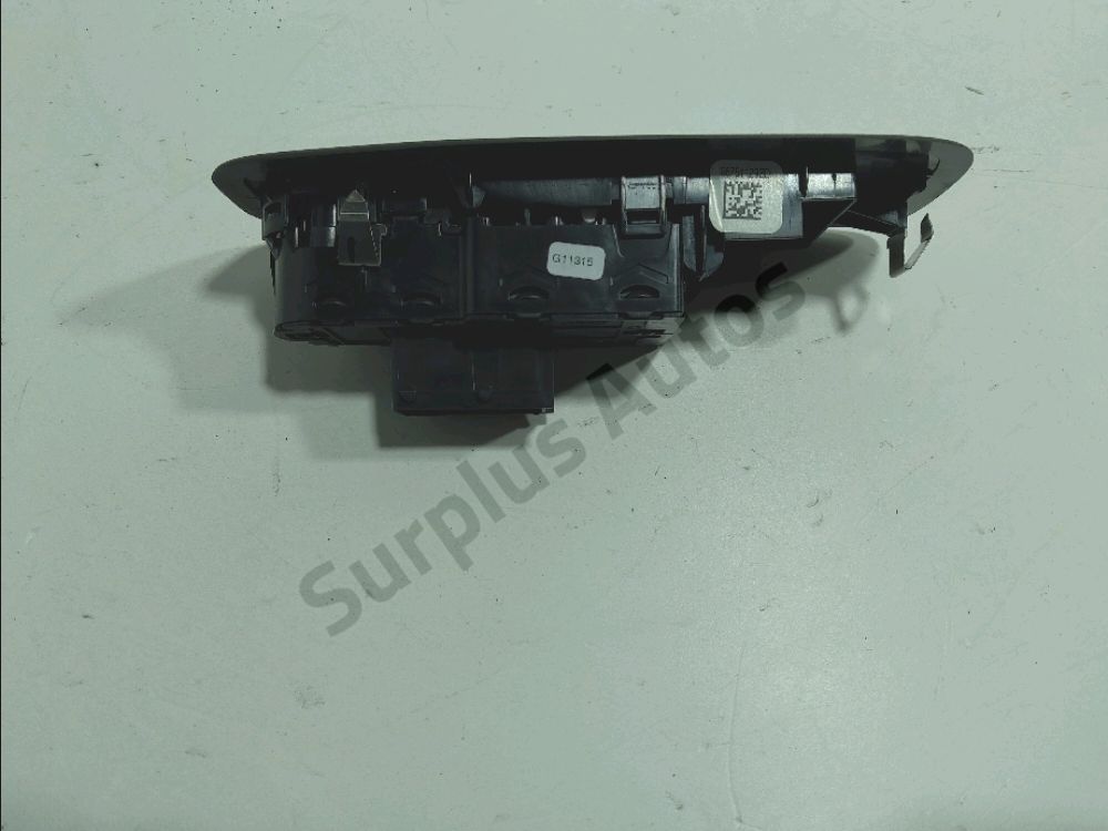 Commande lève-vitre avant gauche