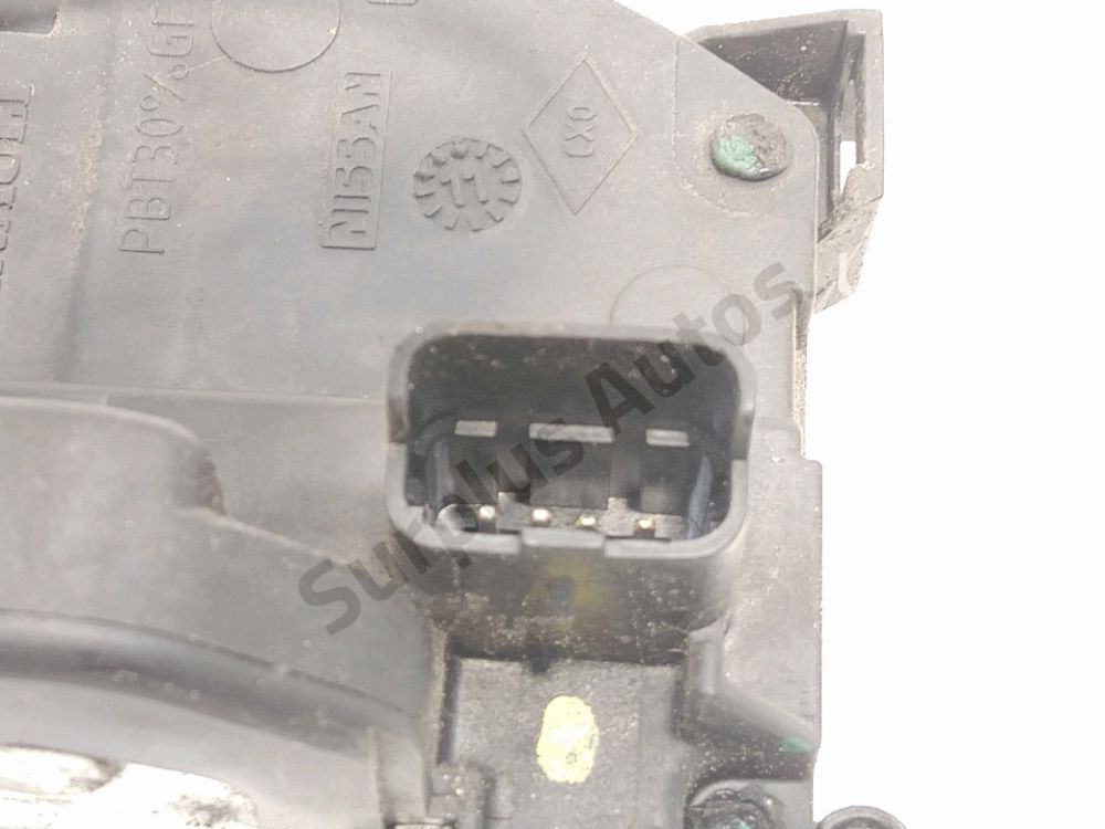Serrure de porte avant gauche