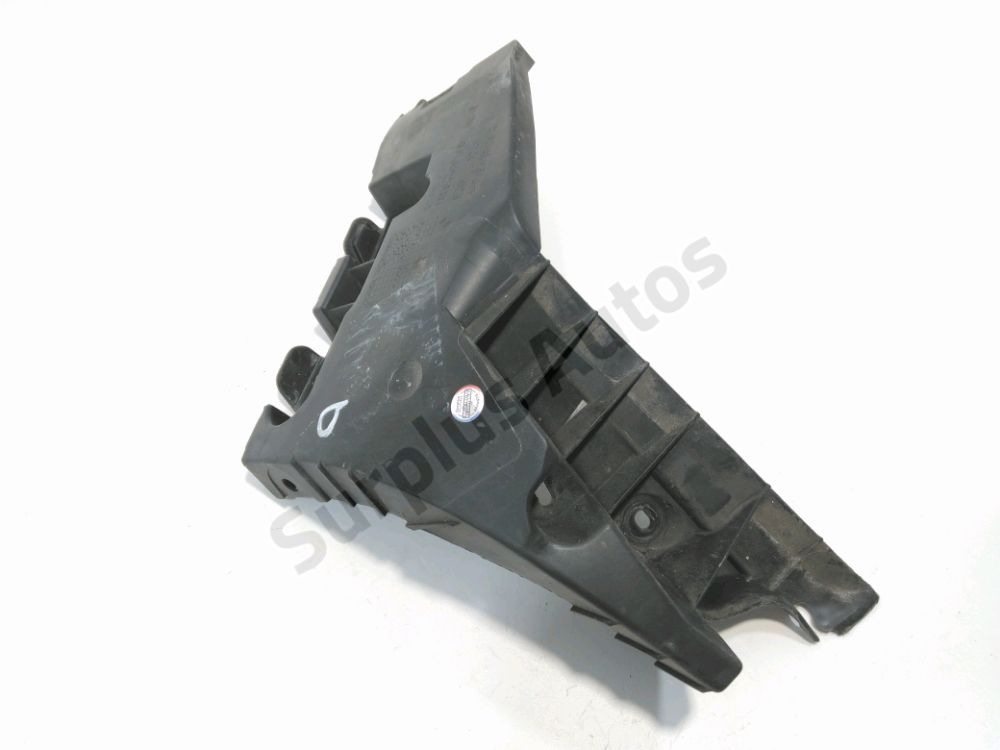 Support droit de pare-choc arrière