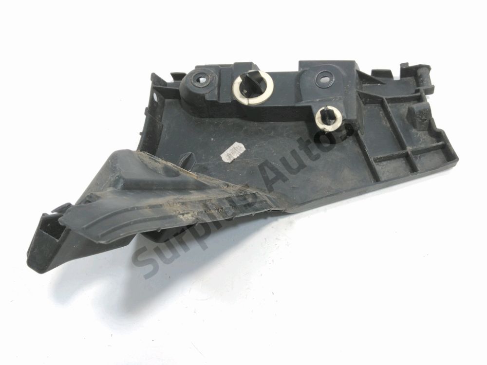 Support gauche de pare-choc arrière