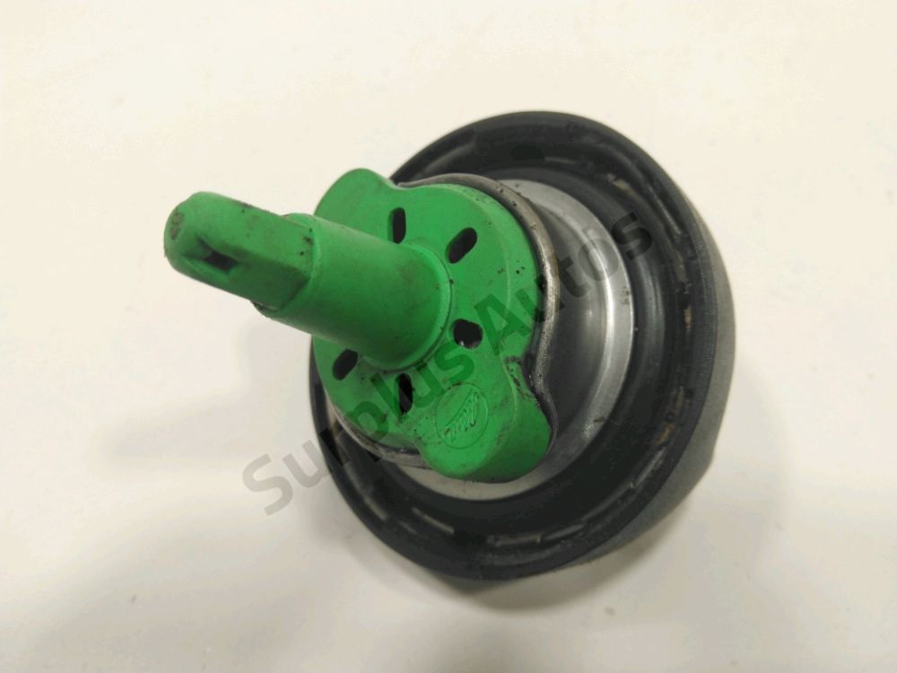 Bouchon de réservoir à carburant