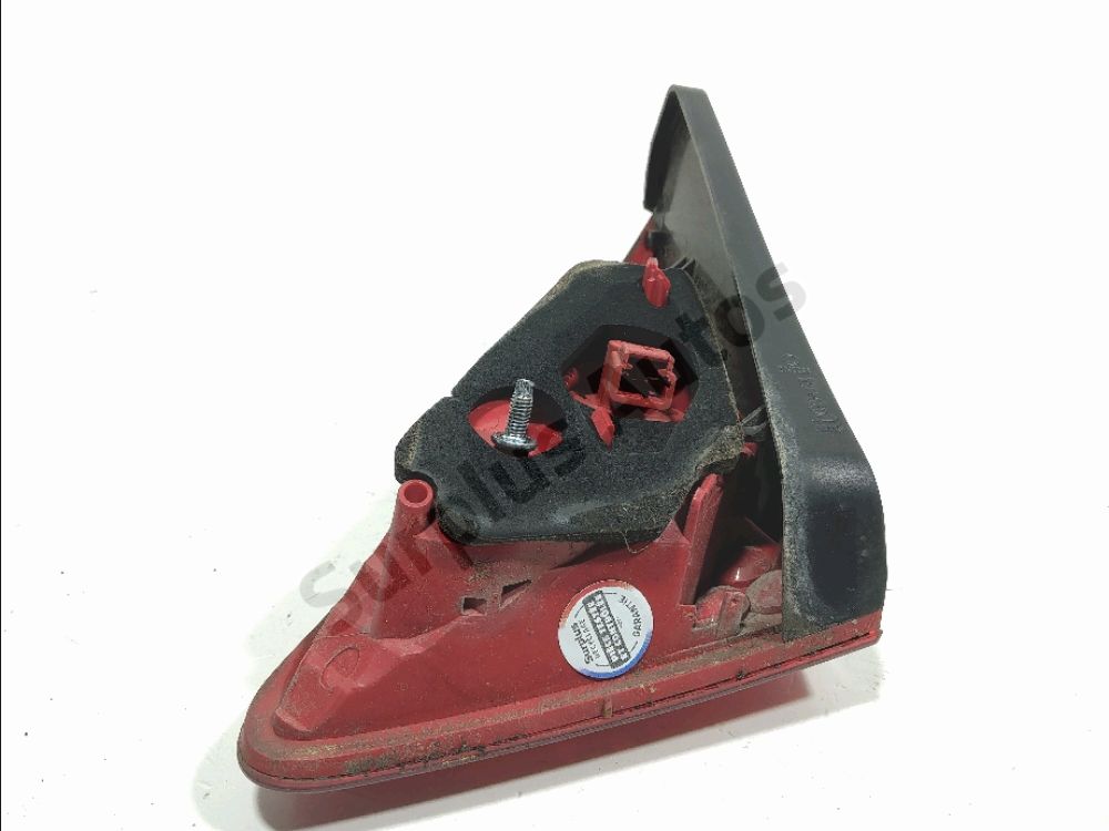 Feu arrière intérieur gauche