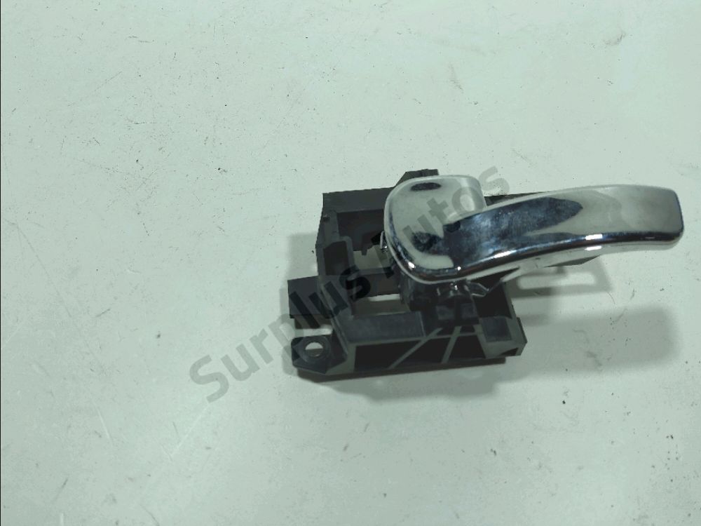 Poignée intérieure porte avant gauche