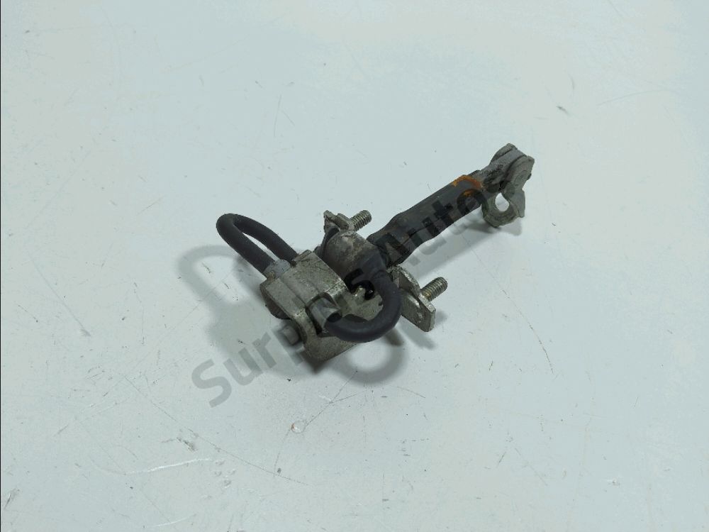 Tirant de porte avant droit