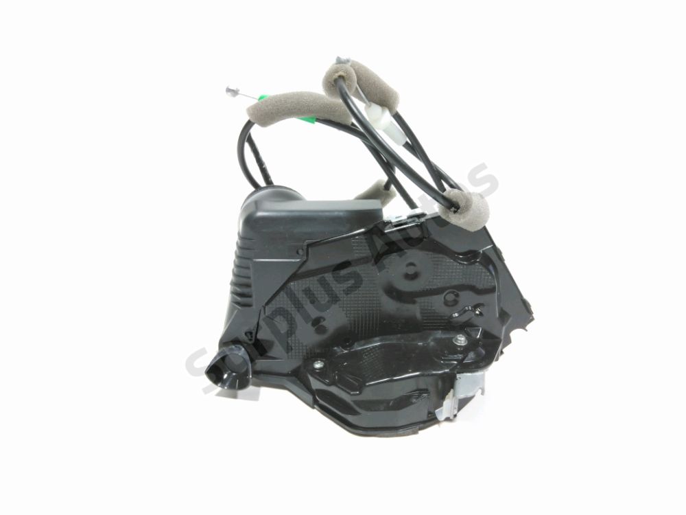 Serrure de porte avant droite