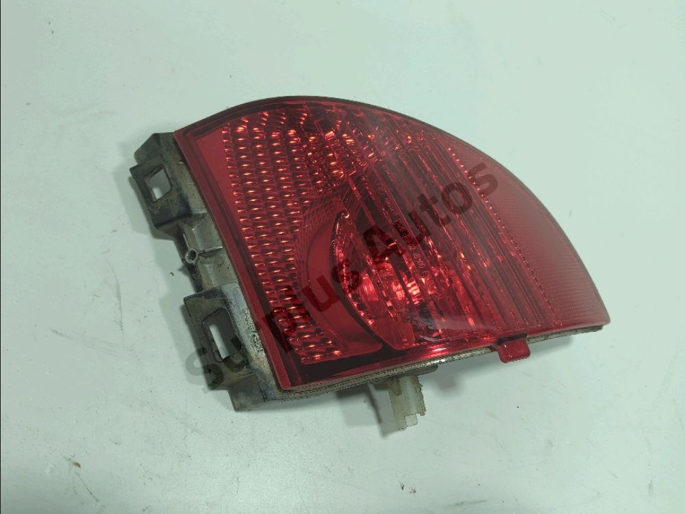 Feu de brouillard arrière gauche